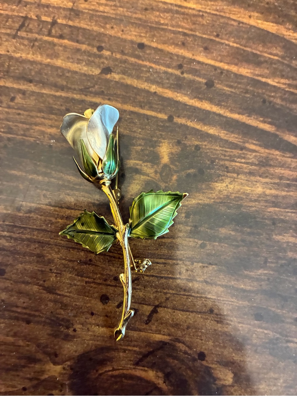 Pre-owned Vintage Giovanni Gold Tone Rose Brooch with Green